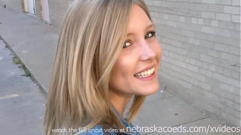 https://www.feurigporno.com/video/xxx-free-verdammt-tolle-heisse-blondine/